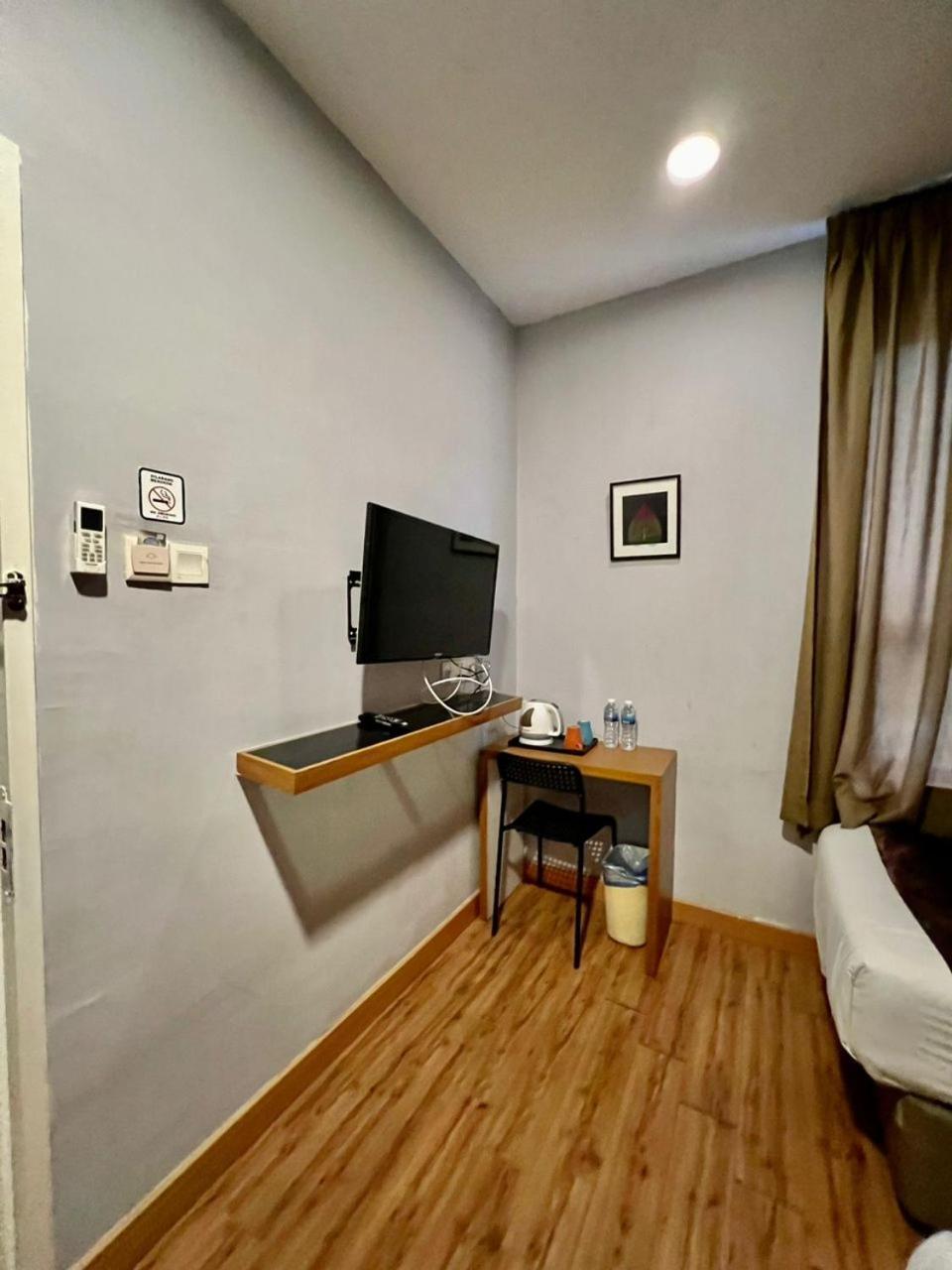 Golden Leaf Boutique Hotel Nusa Idaman Formerly Known As Ariana Hotel جوهر بهرو المظهر الخارجي الصورة