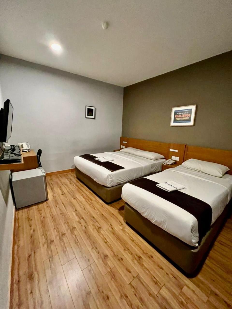 Golden Leaf Boutique Hotel Nusa Idaman Formerly Known As Ariana Hotel جوهر بهرو المظهر الخارجي الصورة