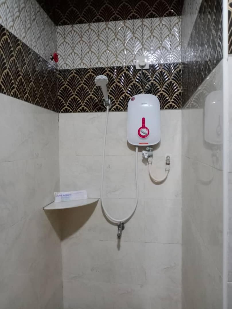 Golden Leaf Boutique Hotel Nusa Idaman Formerly Known As Ariana Hotel جوهر بهرو المظهر الخارجي الصورة